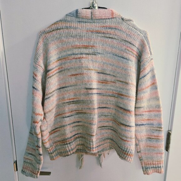 3/$15 Multicoloured pastel sweater - Picture 2 of 5